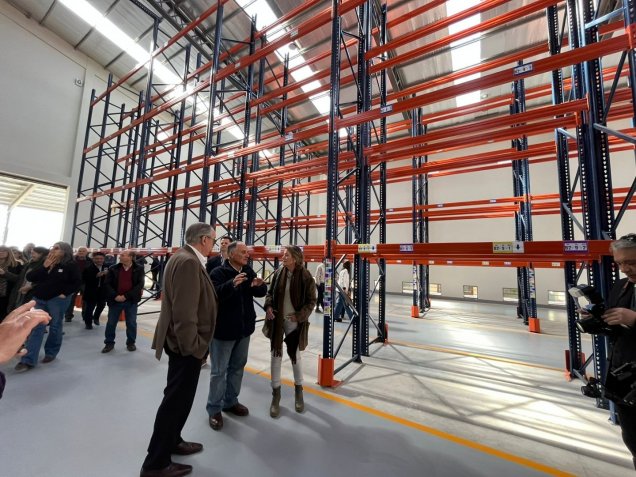 Alfitan inauguró su almacén de Fitosanitarios